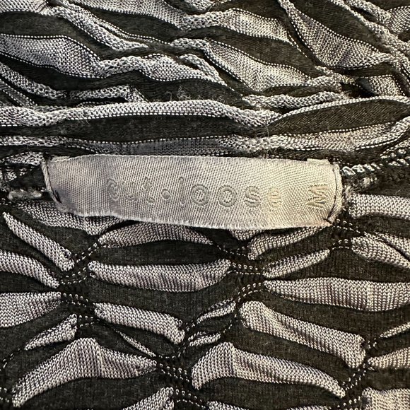 Cut Loose Womens Black Gray Shark Bite Hem 3/4 Sleeve Textured Tunic Blouse Sz M - Picture 5 of 6